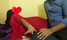 孟买男人阿舒和邻居妻子在狗仔式中进行无保护性行为